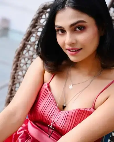 Escort Service Sikandrabad